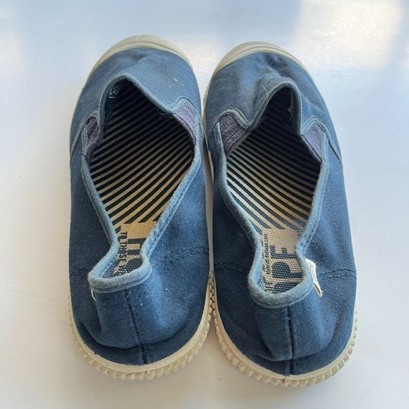 Keen Navy Canvas Slip On Loafers Low Top Sneakers Womens Size 10 Athletic - Picture 3 of 6